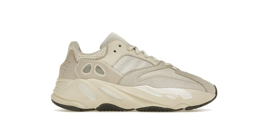Adidas Yeezy Boost 700